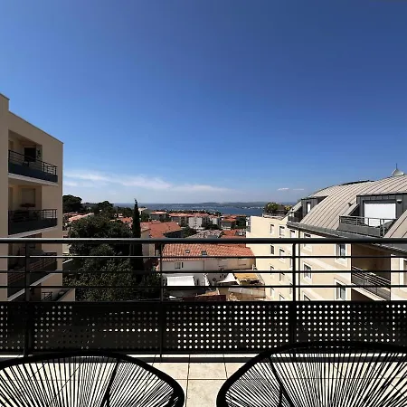 Apartamento Lumineux Avec Terrasse Et Vue Imprenable Sur L'étang De Thau Sète